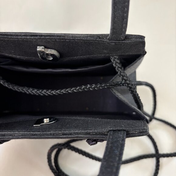 Dark Floral Twinkle Embroidered Purse - Picture 2 of 9